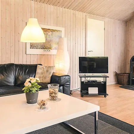 10 Person In Rudkobing Vakantiehuis Spodsbjerg